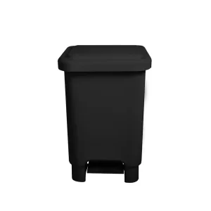 LIXEIRA COM PEDAL 25 LITROS PRETA